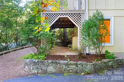 112 Rhododendron Avenue, Black Mountain, NC 28711 - Photo 4