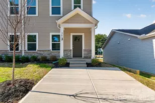 3535 Avalon Ave, Charlotte, NC 28208 - Photo 2