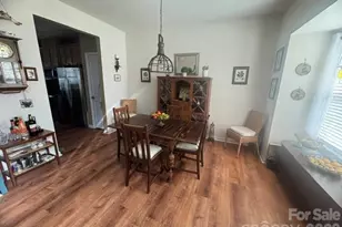 9506 Birkwood Ct, Charlotte, NC 28278 - Photo 2