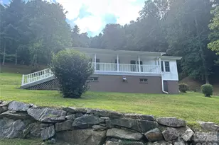 328 Bloody Fork Rd, Burnsville, NC 28714 - Photo 2