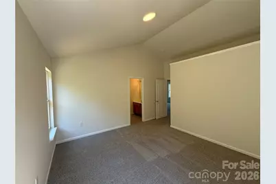 4735 Nijinsky Court, Charlotte, NC 28216 - Photo 4