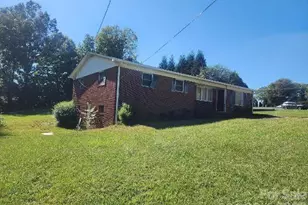 102 Garrison Dr, Morganton, NC 28655 - Photo 2