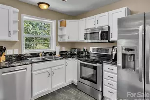 21 Eden Ln, Waynesville, NC 28785 - Photo 6