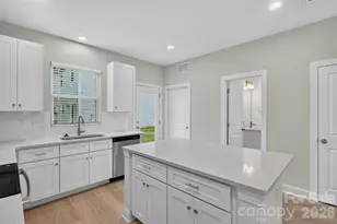 3533 Avalon Ave, Charlotte, NC 28208 - Photo 14