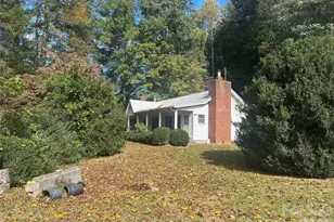 43 Kellogg Farm Rd, Green Mountain, NC 28740 - Photo 2
