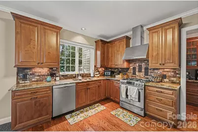 5523 Tullamore Lane, Charlotte, NC 28269 - Photo 10