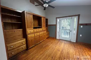 701 Deacon Rd, Burnsville, NC 28714 - Photo 6