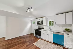 213 Kings Mountain St, York, SC 29745 - Photo 12