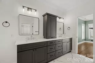1333 Riverside Dr, Charlotte, NC 28214 - Photo 22