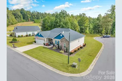 1115 King George Court, Lenoir, NC 28645 - Photo 2