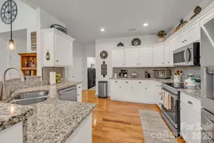 1115 King George Ct, Lenoir, NC 28645 - Photo 12