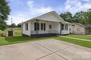 227 School St, High Shoals, NC 28077 - Photo 2