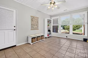 171 Pleasant Dr, Statesville, NC 28677 - Photo 18