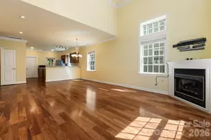 28 Trafalgar Cir, Asheville, NC 28805 - Photo 16