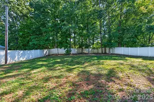 3812 Branding Iron Dr, Gastonia, NC 28052 - Photo 32