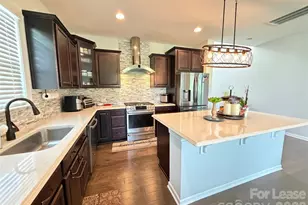 6507 Wildbrook Dr, Charlotte, NC 28269 - Photo 1