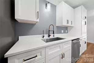 4906 Sardis Rd, Charlotte, NC 28270 - Photo 14