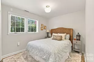 4001 Sussex Ave, Charlotte, NC 28210 - Photo 12