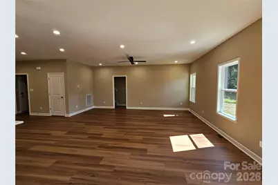 3670 Travertine Drive, Lancaster, SC 29720 - Photo 8