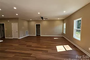 3670 Travertine Dr, Lancaster, SC 29720 - Photo 8