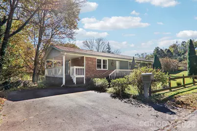 96 Rhinehart Street, Waynesville, NC 28786 - Photo 2