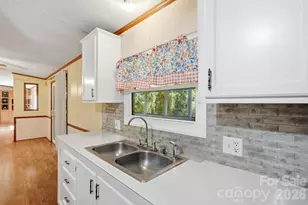 6017 Frazier Dr, Davidson, NC 28036 - Photo 16