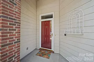 3741 Oak View Ct, Matthews, NC 28105 - Photo 2