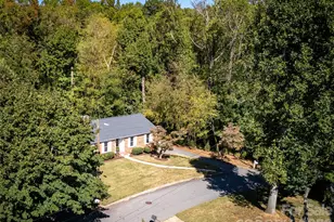 6 Crestwood Ln, Candler, NC 28715 - Photo 2