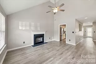 7812 Montbrook Dr, Charlotte, NC 28214 - Photo 4