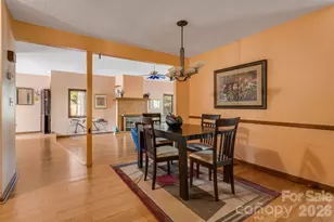 8 Zachary Ridge Rd, Asheville, NC 28804 - Photo 12