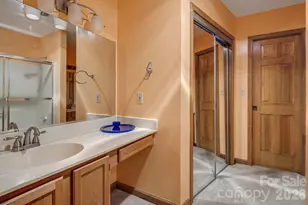 8 Zachary Ridge Rd, Asheville, NC 28804 - Photo 20