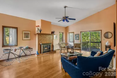 8 Zachary Ridge Road, Asheville, NC 28804 - Photo 10