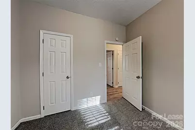 423 Cottonwood Park Drive, Charlotte, NC 28214 - Photo 10