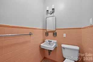 356 7th Ave NE, Hickory, NC 28601 - Photo 22