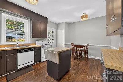 356 7th Avenue NE, Hickory, NC 28601 - Photo 14