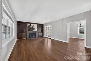 356 7th Ave NE, Hickory, NC 28601 - Photo 8