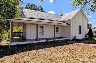 635 S Grove St, Lincolnton, NC 28092 - Photo 12