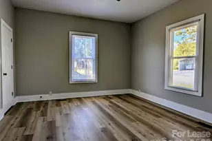 635 S Grove St, Lincolnton, NC 28092 - Photo 8
