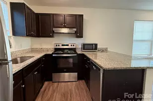 2029 Oakdale Rd, Charlotte, NC 28216 - Photo 6