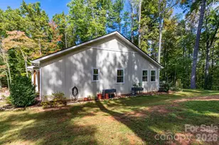 850 Mountain Haven Dr, Mars Hill, NC 28754 - Photo 18