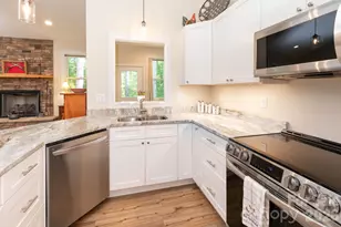 850 Mountain Haven Dr, Mars Hill, NC 28754 - Photo 8