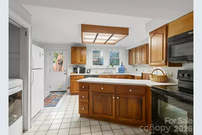 389 & 405 Courtland Boulevard, Hendersonville, NC 28791 - Photo 26