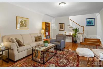 389 & 405 Courtland Boulevard, Hendersonville, NC 28791 - Photo 8