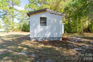 855 Hickory Grove Ballpark Rd, Bladenboro, NC 38320 - Photo 2