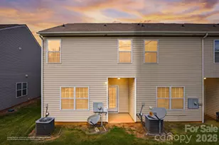 9360 Hamel St, Charlotte, NC 28215 - Photo 32