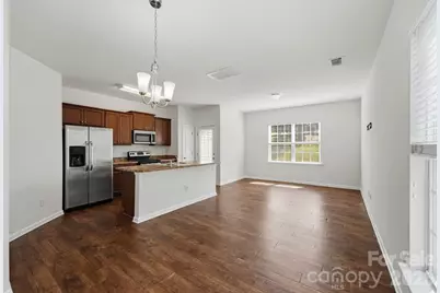 9360 Hamel Street, Charlotte, NC 28215 - Photo 2