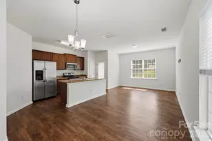 9360 Hamel St, Charlotte, NC 28215 - Photo 2