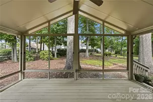 180 Bridgeport Dr, Mooresville, NC 28117 - Photo 40