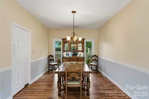 180 Bridgeport Dr, Mooresville, NC 28117 - Photo 12