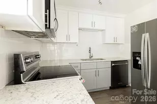 2010 Countrymens Ct, Charlotte, NC 28210 - Photo 8